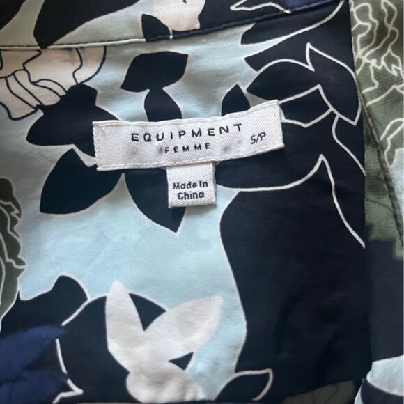 Equipment Femme Daphne floral silk button down shirt - Picture 5 of 7